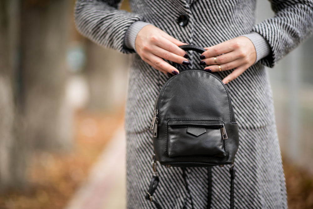 Rucsacurile minimaliste – trendul preferat al celor care iubesc simplitatea