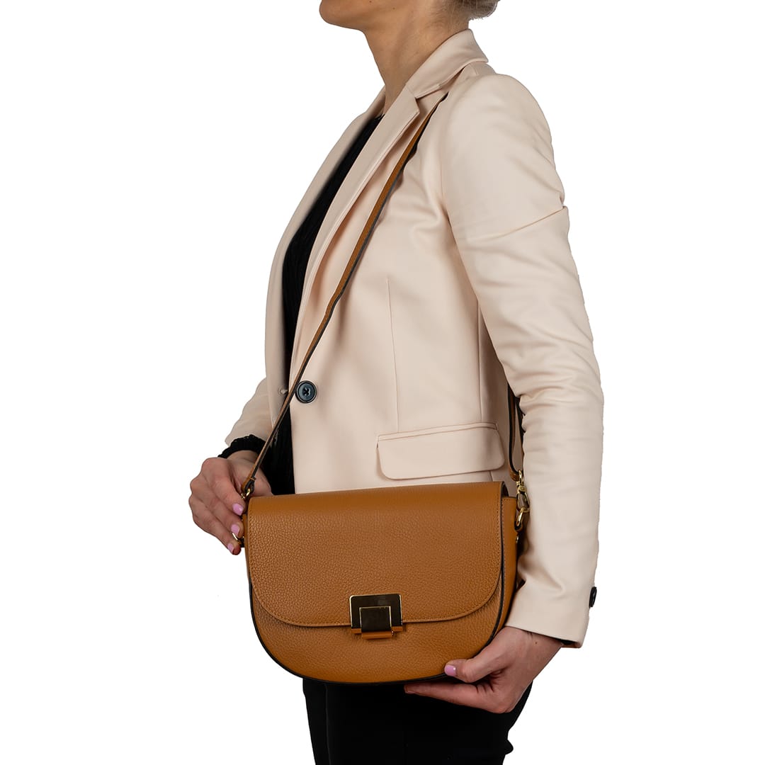 geanta-femei-piele-naturala-maro-clara-4