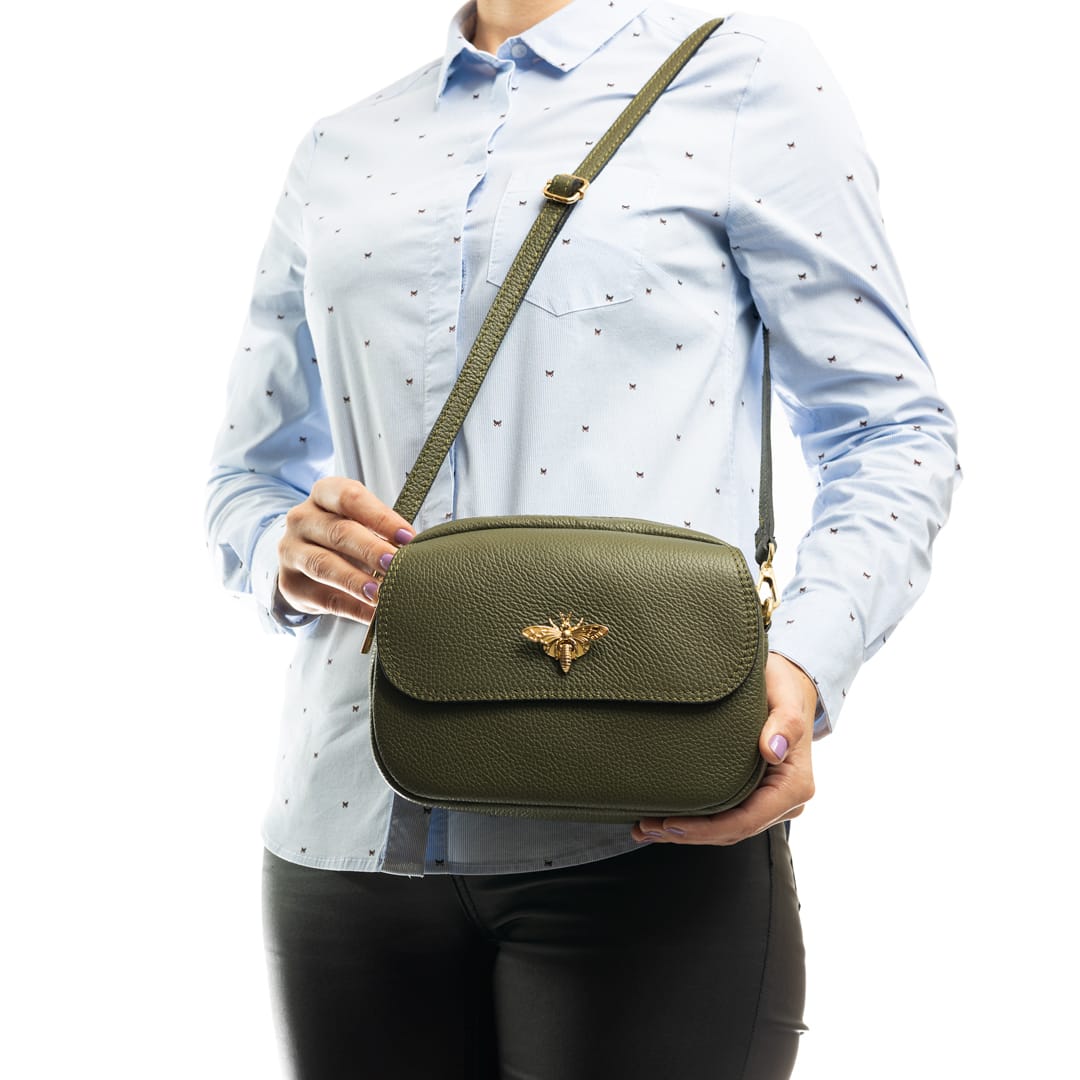 geanta-femei-piele-naturala-verde-armi-eleonora4