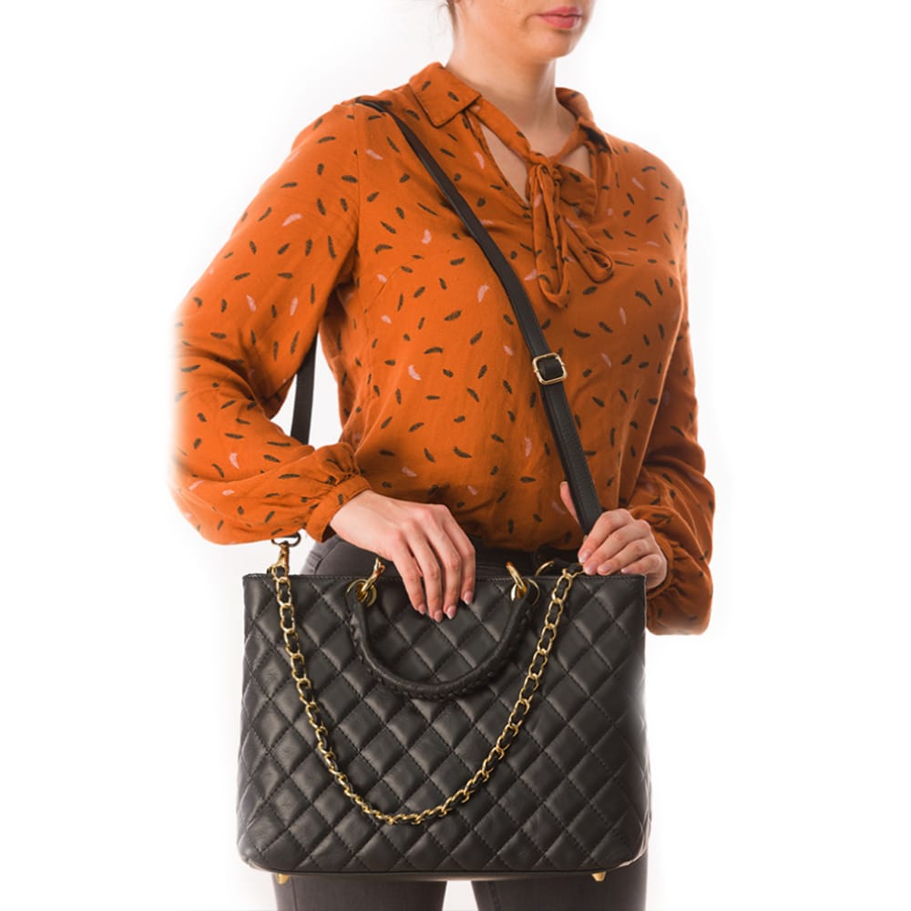 Geanta-dama-din-piele-naturala-negru-Crossed-Lady_1