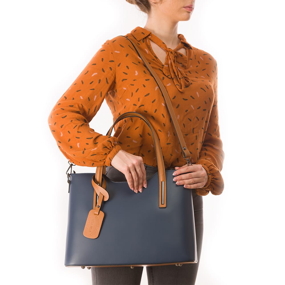 Geanta-dama-din-piele-naturala-bleumarin-Design-Lover_1