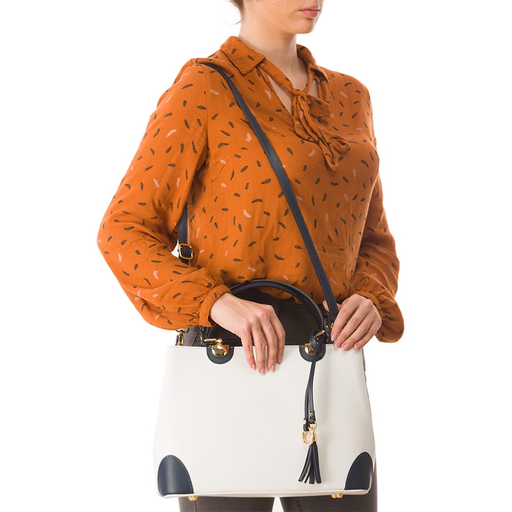 Geanta-dama-din-piele-naturala-albblue-Design-beauty_1