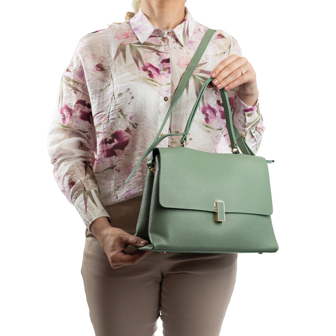 geanta-femei-piele-naturala-verde salvia-maria4.jpg