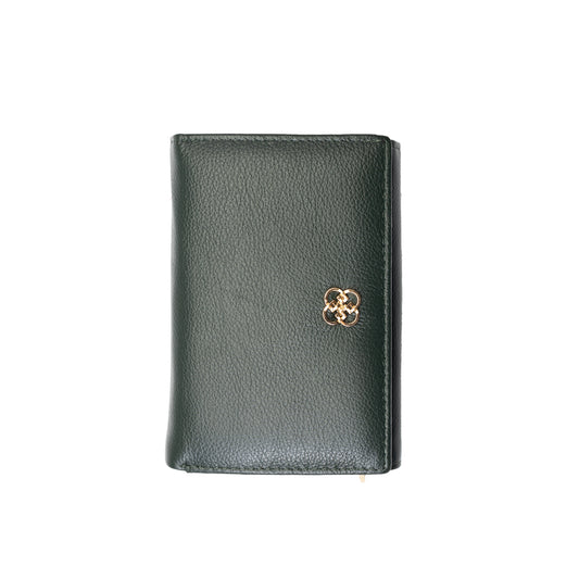 Women's wallet made of green genuine leather - Little detail
